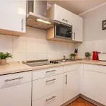 Apartman Tema 8